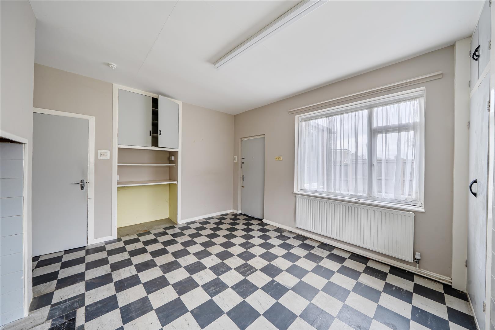 Brithwen Road, Waunarlwydd, Swansea, SA5 4QS